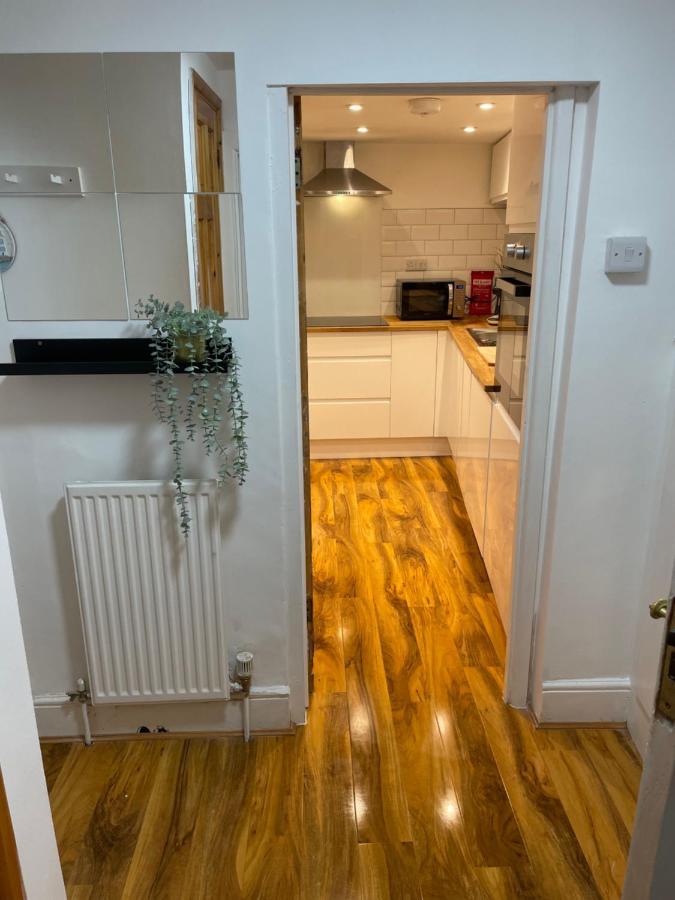 Garden Flat Torquay Just 2 Mins Walk From The Harbour Apartment Exterior foto