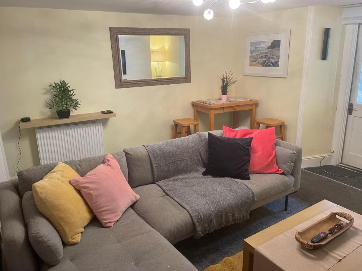 Garden Flat Torquay Just 2 Mins Walk From The Harbour Apartment Exterior foto