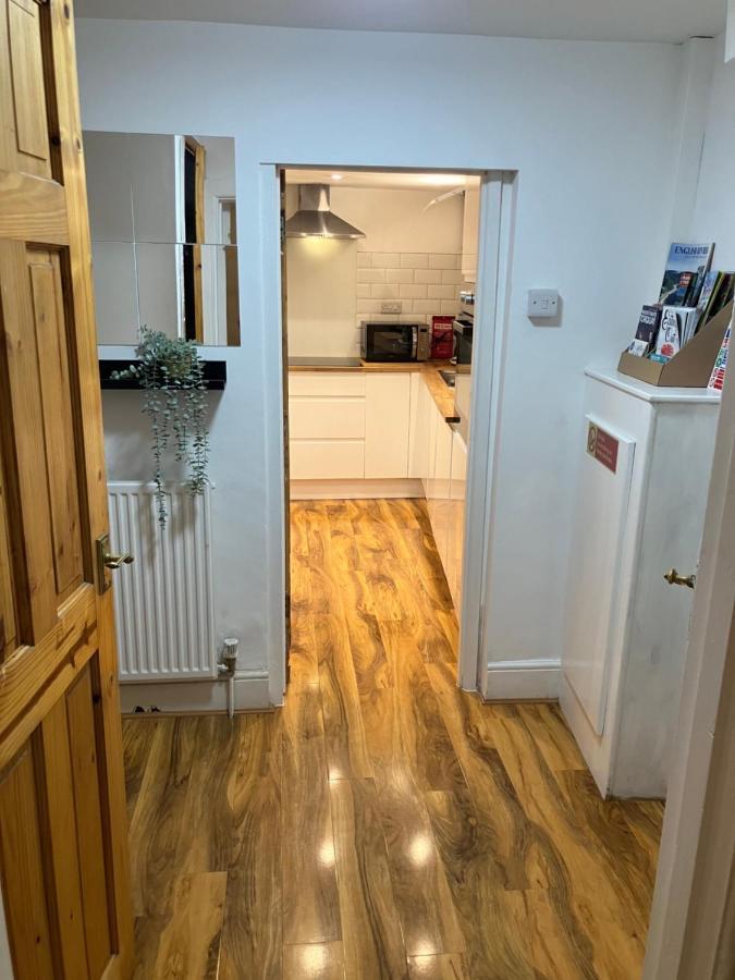 Garden Flat Torquay Just 2 Mins Walk From The Harbour Apartment Exterior foto